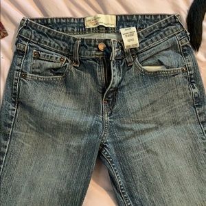 Levi’s size 4 medium